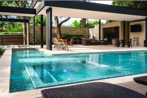 Sopetran House | Top-Rated Finca Luxury (Casa Creta) with Pool & Hot Tub