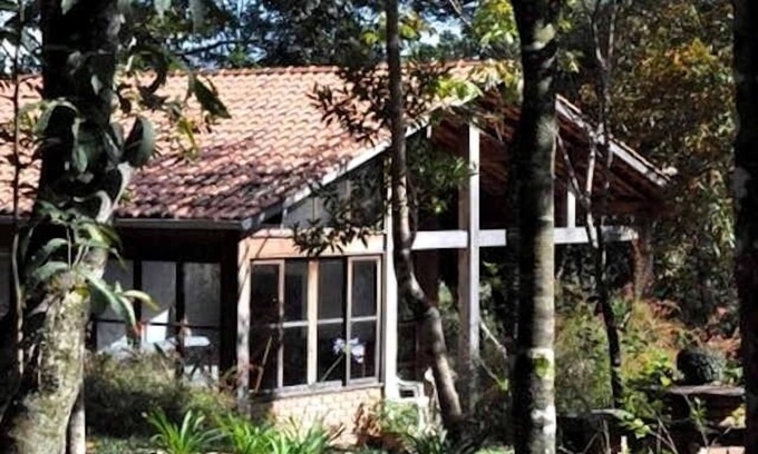 Pati Valley House | Discover Finca Makiesse: Pet-Friendly Suite with Spa & Kitchen