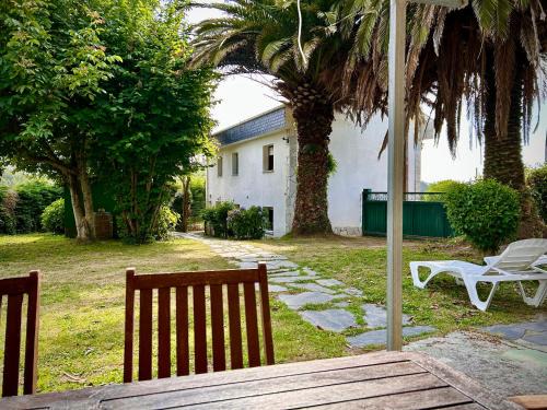 Figueras (Castropol) House | Finca María: Pet-Friendly Haven with Oceanfront Views