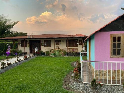 La Tebaida House | finca mi refugio