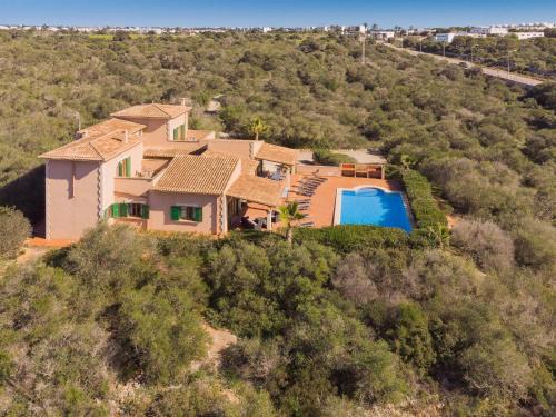 Portopetro House | Discover Finca Pleta de sa Punta: Poolside Family Retreat