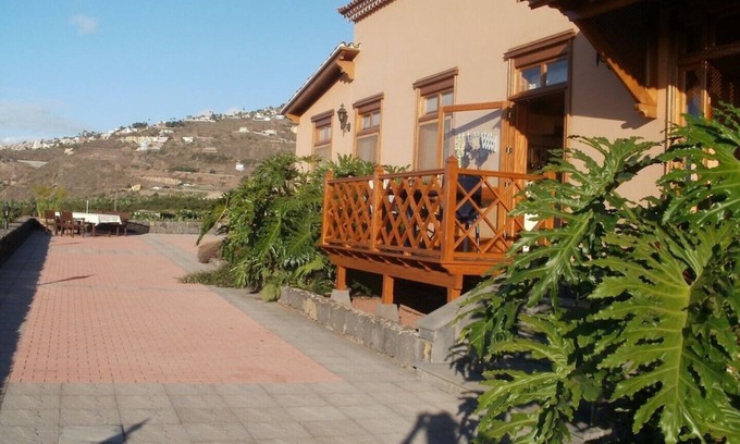 La Orotava House | Finca Robles App 2: Guest Rated 9.8 with Pool & Spa