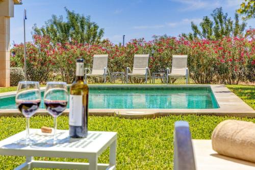 Es Figueral Villa | Charming Finca Sa Pradera: Family-Friendly with Pool Access