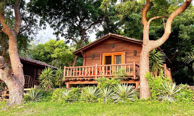 Playa Santo Domingo Cabin | Relaxing Retreat at Finca San Juan de la Isla - Rated 9.2!