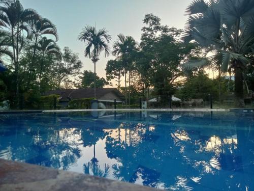 Restrepo House | Finca Santa Helena