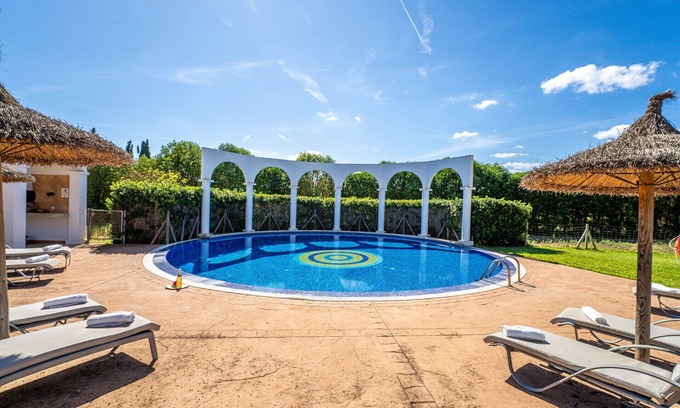Sa Pobla Villa | Guest Rated: Finca Son Manyo 223 with Pool in Mallorca