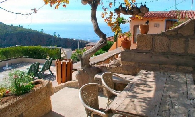 Guia de Isora House | Relaxation Awaits at Finca: Pool, Ocean Views & Spa