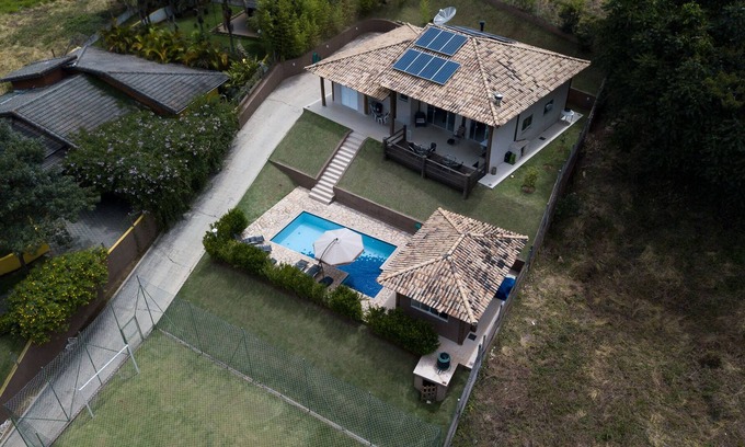 Jarinu House | Idyllic Finca with Heated Pool in Gated Community