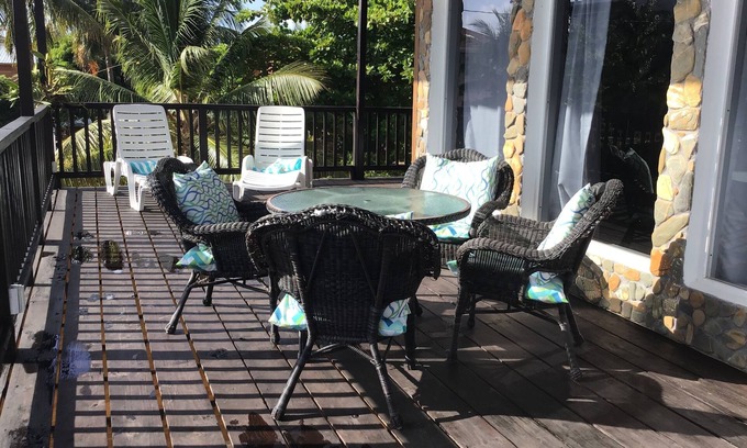 Placencia House | Discover Joyful Moments at Our Oceanfront Retreat