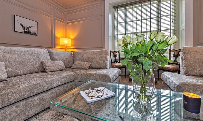 Yardley Gobion House | Inviting Getaways at Ttich Manor: Pet-Friendly Retreat