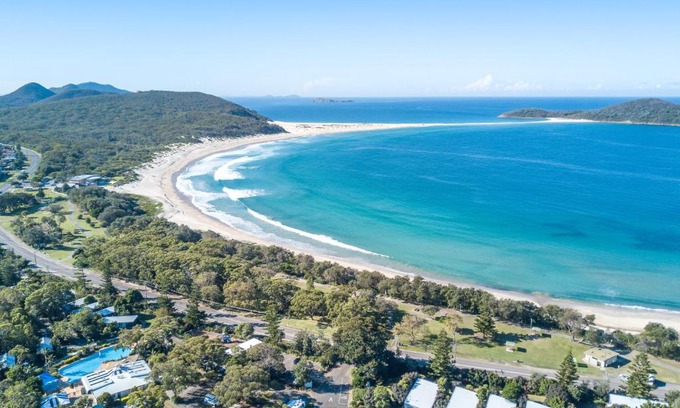 Fingal Bay Resort | Family-Friendly Fingal Bay Holiday Park with Ocean View