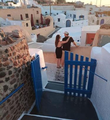 Finikia Apartment | Stylish Finikas Cave House - Child Friendly & Top Rated 9.5/10