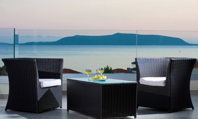 Foinikounta Apartment | Bright Finikounda Studio with Oceanfront Views & Pool