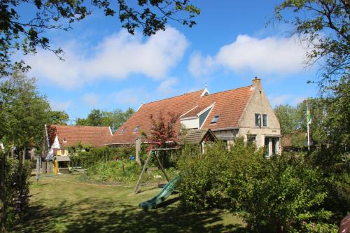 Municipality of Terschelling Apartment | Oceanfront Retreat at Finistère - Rated 9/10 by Guests