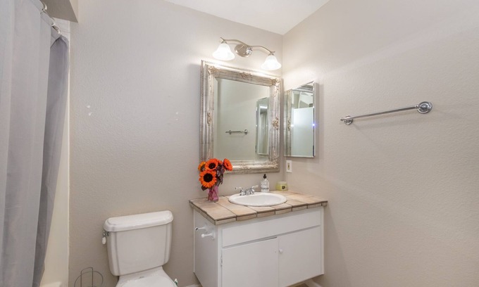 Tierrasanta House | Cozy Fino Drive Haven: Pet and Child Friendly Retreat