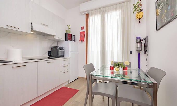 Cesate Apartment | Fior di Loto (A9) | Large Studio | Rho Fiera | Malpensa | Milan