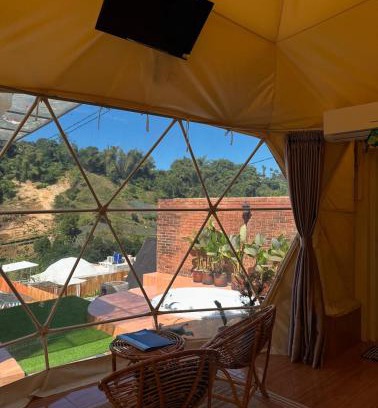 Ngamprah Hotel | Fiora Hills