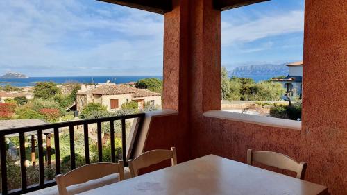 Pittulongu Apartment | Fiordaliso Aurora: Guest Rated 9.7, Oceanfront Bliss Awaits