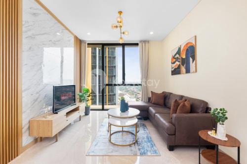 Cilandak Apartment | Explore Fiori by Kozystay - Cilandak with Pool Access