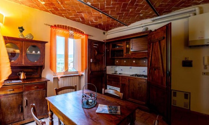 Tuoro sul Trasimeno Apartment | Experience FIORIDILAGO: Pet & Child Friendly Haven