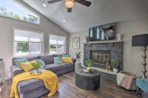 Tobyhanna House | Cozy Tobyhanna Home with Lake Access & Pet-Friendly Amenities