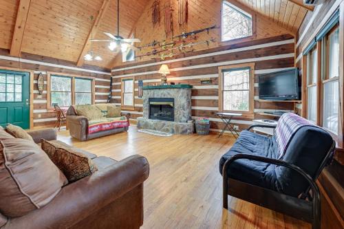 Sylva House | Cozy North Carolina Cabin with Fire Pit & Hot Tub