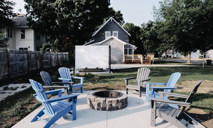 Lake City House | Year-Round Hot Tub & Pet-Friendly Retreat with Fire Pit