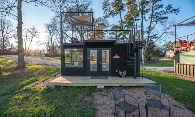 Willis House | Relax at Firebox: Lake Conroe Retreat with Rooftop Deck