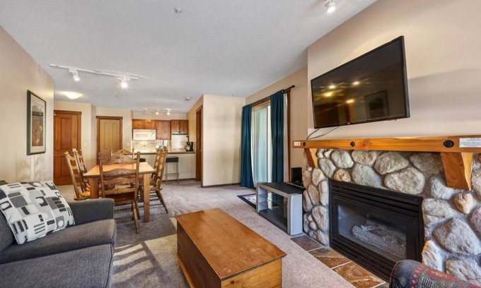 Sun Peaks Condo | Fireside Lodge 210: Pet Friendly Condo with Shared Hot Tub