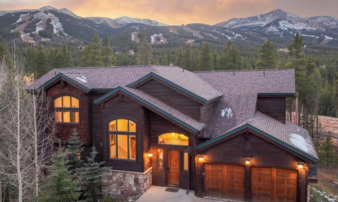 Warrior's Mark West House | Fireside Lodge: Home with Hot Tub, Firepit & Ski Access