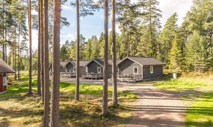 Saffle Municipality Cottage | Pet-Friendly First Camp Duse Udde with Oceanfront Views