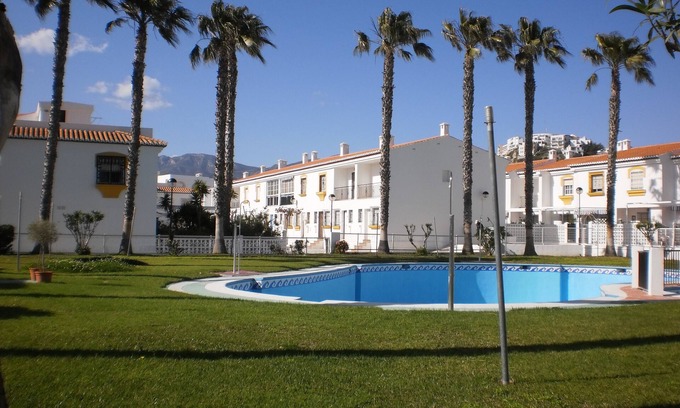 Salobrena Apartment | Oceanfront Apartment with Pool and Spa, Rated 9.4/10