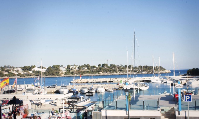 Portopetro Apartment | Oceanfront Apartment with Port Views in Portopetro