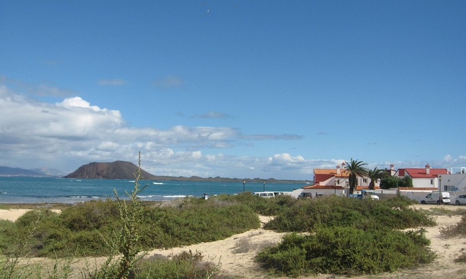 Corralejo Villa | Oceanfront Villa with Private Pool and Guest-Rated 10/10