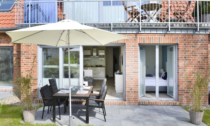Langeoog Apartment | 5-Star Oceanfront Retreat with Spa and Pool Access