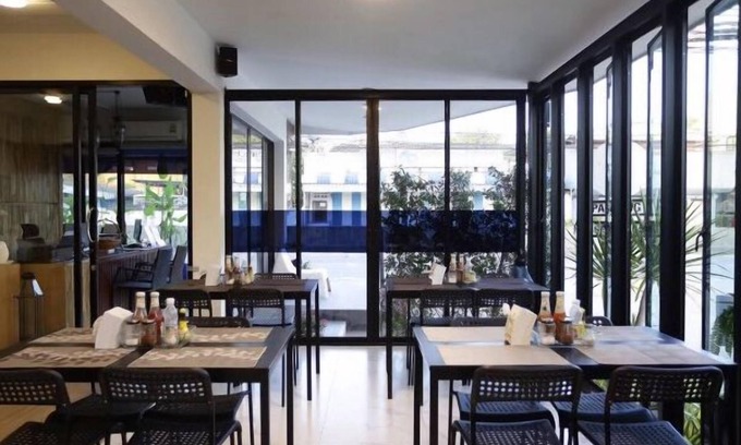 Mae Rim Hotel | Budget-Friendly Stay at First Residence with Breakfast Included