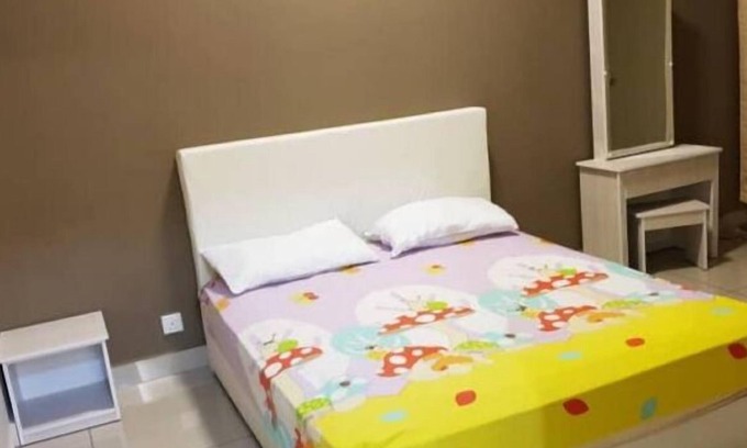 Taman Kepong Condo | Discover First Residensi Kepong: Relaxing Poolside Homestay