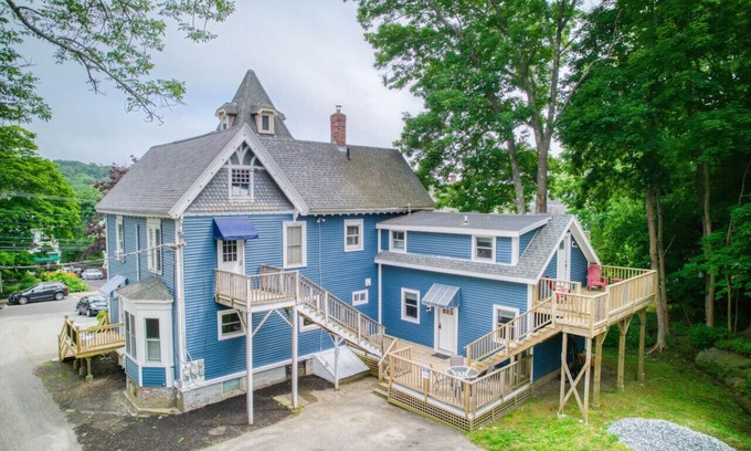 Boothbay Harbor Apartment | Premier Oceanfront Stay at Firstmate, 10/10 Guest Rated