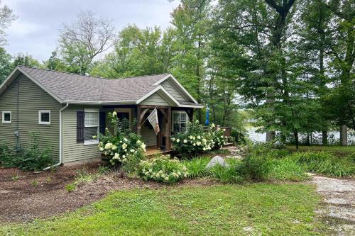 Newaygo House | Lakeside Cottage: Kayaks, Grill & Perfect Guest Rating