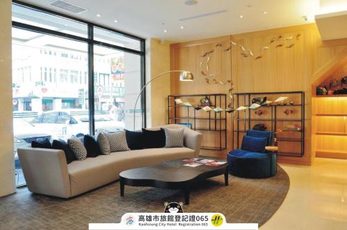 Sinsing District Hotel | Bright Retreat at Fish Hotel Kaohsiung with Family Amenities