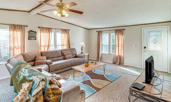 Prosperity House | Fish On-Site: Lake Murray Family Home