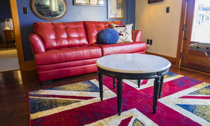 Astoria Condo | Fisher Bros Flats 201: Guest Rated 9.8, Family-Friendly Stay