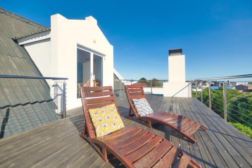 Waenhuiskrans Apartment | Pet-Friendly Retreat at Fisher's View, Arniston