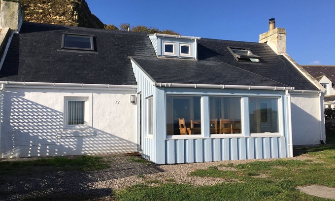 Tain Cottage | Seaside Fisherman's Cottage: Guest Rated 10/10 in Highlands