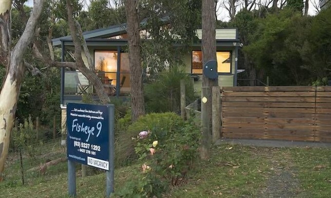 Skenes Creek Cottage | Serene Getaway at Fisheye9 with Family-Friendly Amenities