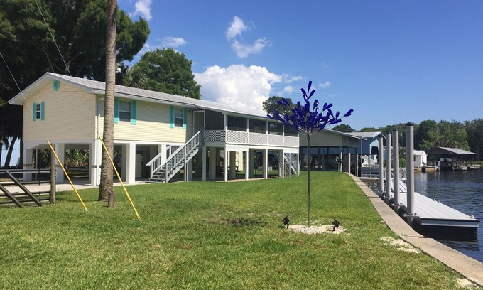Suwannee House | Tranquil Fishing Paradise at Suwannee River & Gulf Coast