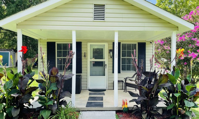 Glen Raven House | Regal Retreat with Ocean Views, Pool & Spa Awaits You