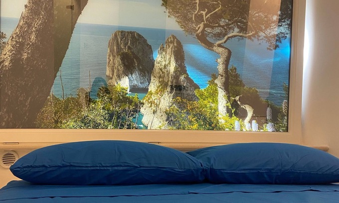 Licola Apartment | Relaxing Retreat: Steps from the Beach with Patio & Pergola