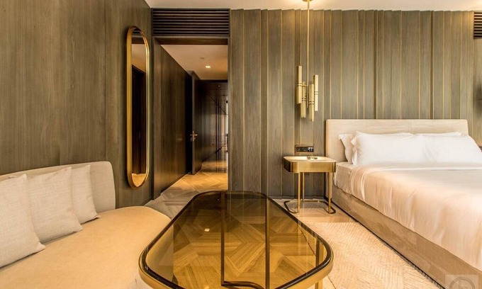 Palm Jumeirah Apartment | Five Palm: Spacious 3-Bedroom Apartment with Pool Access