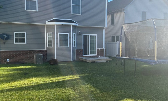 Wyandotte House | Five star 3 bedroom newly constructed home with pool table sleeps 8